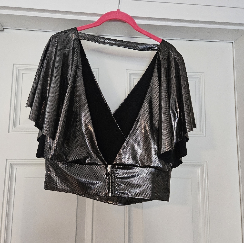 Aqua Luxe top size Large.      A - Picture 2 of 5